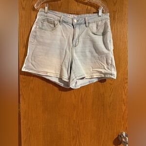 Judy Blue Light Wash Jean Shorts